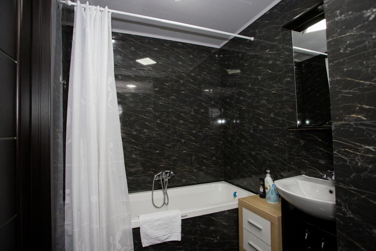 Apartament Curat Si Confortabil Str. Ismail 86 In Centrul Chisinaului Apartment Exterior photo